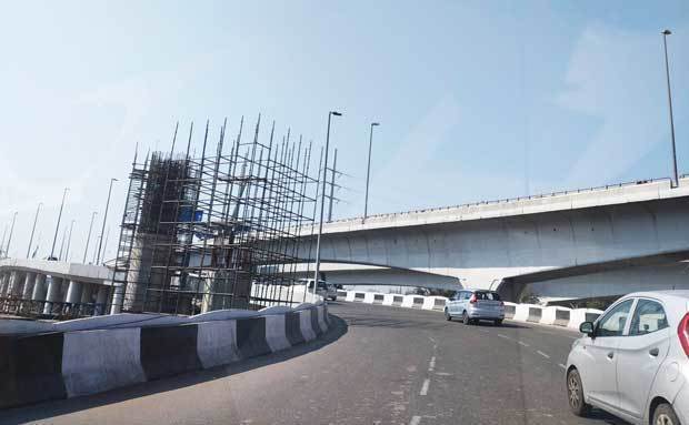 インドでは政府が道路建設を推し進め、セメント需要の拡大が見込まれる＝北部デリー（ＮＮＡ撮影）