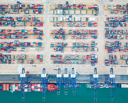 自由貿易港として建設が進む海南省では物流インフラの整備が加速している。写真は同省の港湾物流の重要拠点となっている海南洋浦国際コンテナふ頭（新華社）