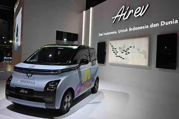 ＥＶ展示会「ＰＥＶＳ2023」の期間中の最終的な成約額は3,790億ルピアだった＝17日、ジャカルタ特別州（ＮＮＡ撮影）