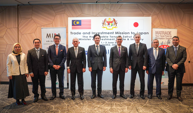 マレーシア投資貿易産業省は５月29日から５日間の日程で東京と大阪に貿易投資使節団を派遣し、複数の日本企業の代表者らと会合した＝大阪（ザフルル投資貿易産業相のツイッターより）