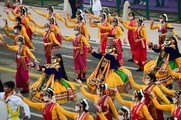 26日の共和国記念日を前に本番の装いでパレードのリハーサルが行われた＝23日、首都ニューデリー（ＰＴＩ）