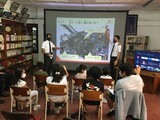 西ジャワ州のバンドン日本人学校で26日、航空教室が開かれた＝インドネシア（日本航空ジャカルタ支店提供）